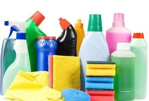 خطرناک‌ترین مواد شیمیایی خانگی که برای خانه‌تکانی نباید به آنها دست بزنید