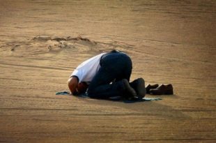 نماز شکسته؛ نحوه خواندن و شرایط لازم برای شکستن نماز چیست؟