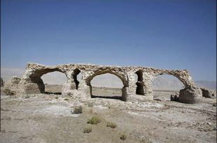 پل تاریخی لاتیدان که به طولانی‌ترین پل تاریخی ایران