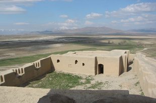 ارگ نوشیجان؛ قدیمی ترین نیایشگاه های خشتی دنیا