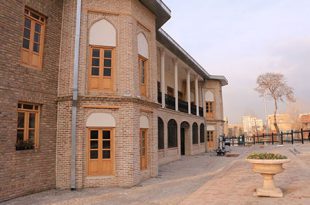 عمارت‌ گردی در تهران