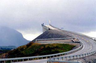 پلی که نروژی‌ها را به آخر دنیا می‌برد